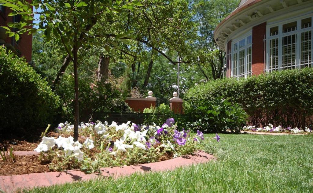 デンバー The Starkey Mansion, One Block From Colorado State Capitolヴィラ エクステリア 写真