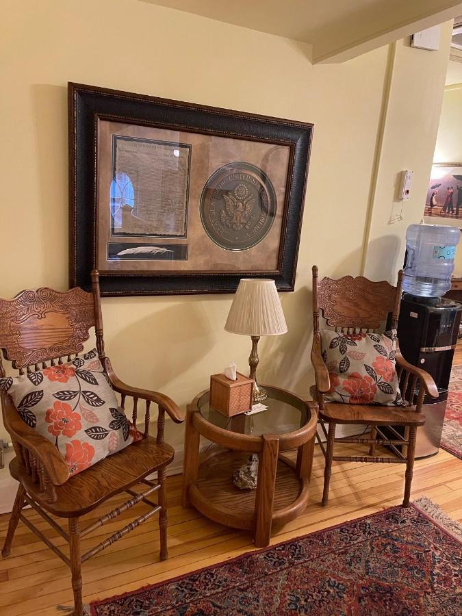 デンバー The Starkey Mansion, One Block From Colorado State Capitolヴィラ エクステリア 写真